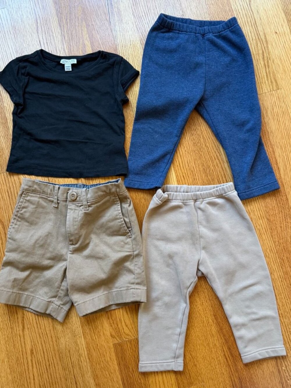 Toddler Boy 4pc Bundle 2-3Y Crewcuts Uniqlo Shorts Tee Fleece Pants